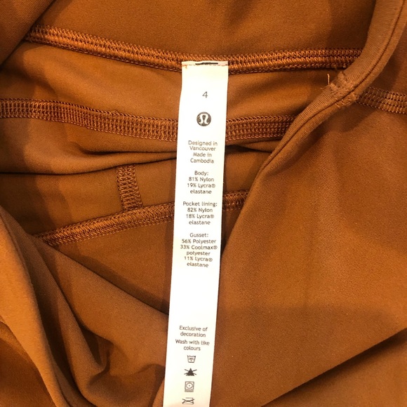 RARE—NWT Lululemon Groove Pant Flare HighRise Sz 4 - Picture 10 of 10